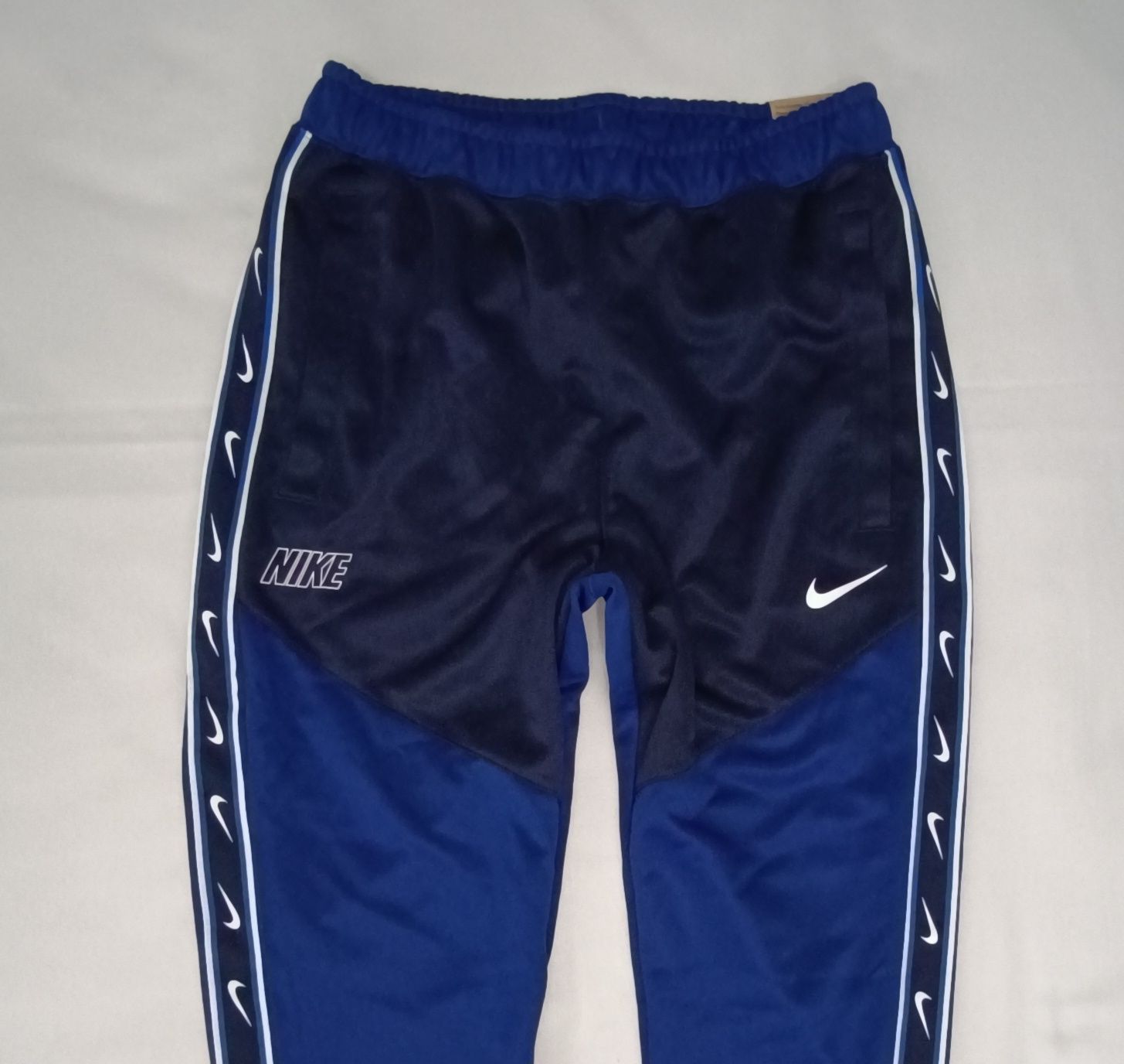 Nike NSW Repeat Pants оригинално долнище S Найк спорт долница