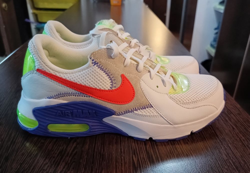 Adidași Nike Air Max dama.