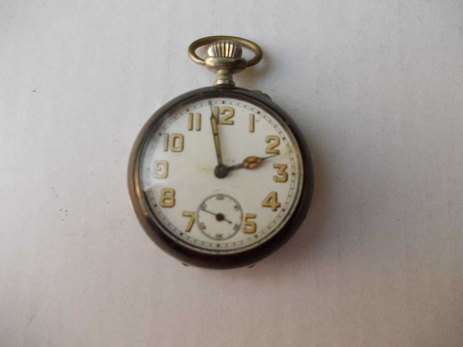 Ceas vechi de buzunar defect 2