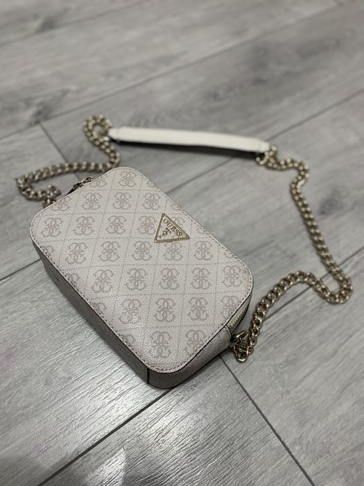 Geanta guess noua