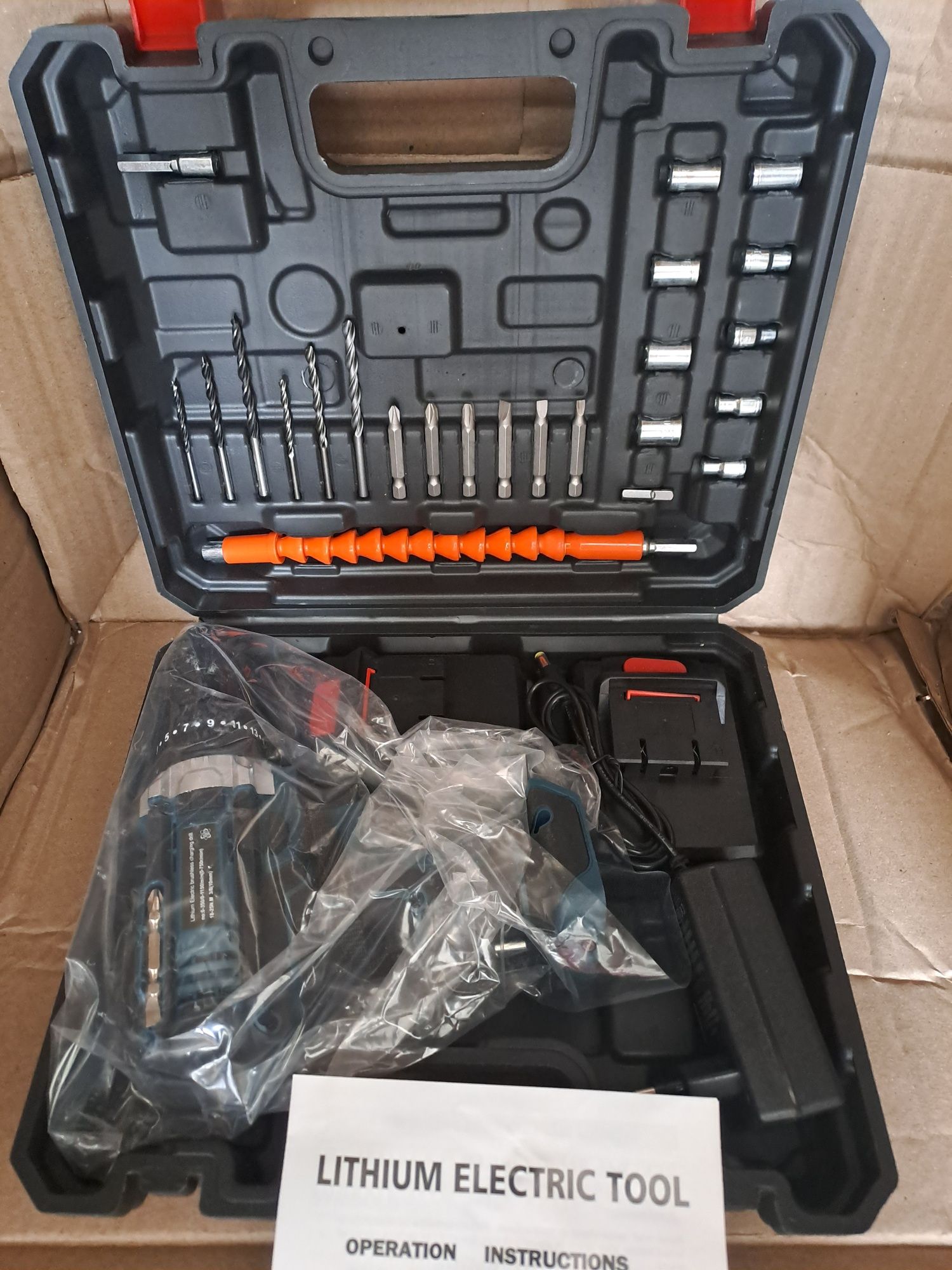 Шуруповерт 48v с набором