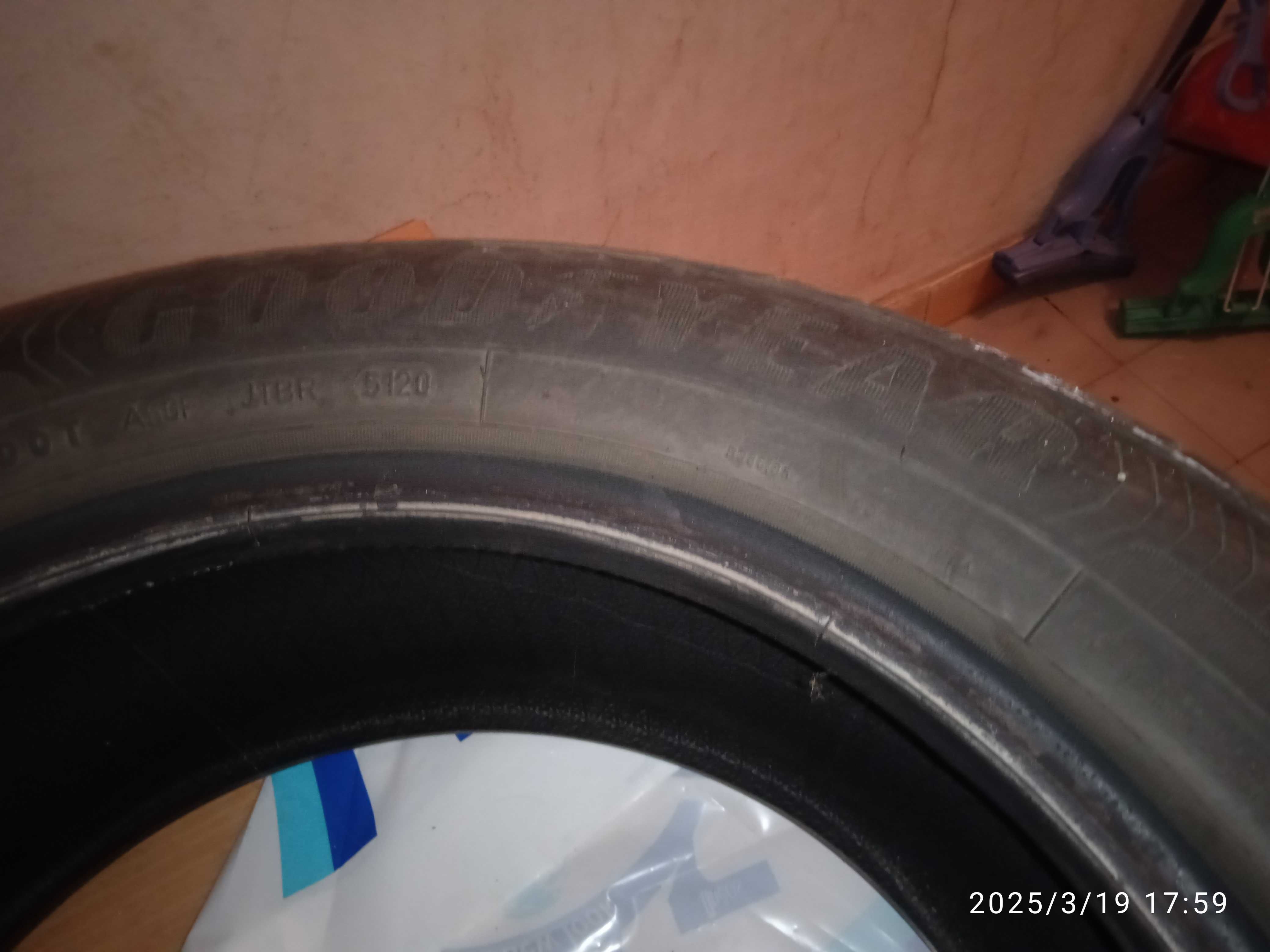 Летни гуми 4бр. Goodyear Efficientgrip Performance 205/55/16, DOT 5120