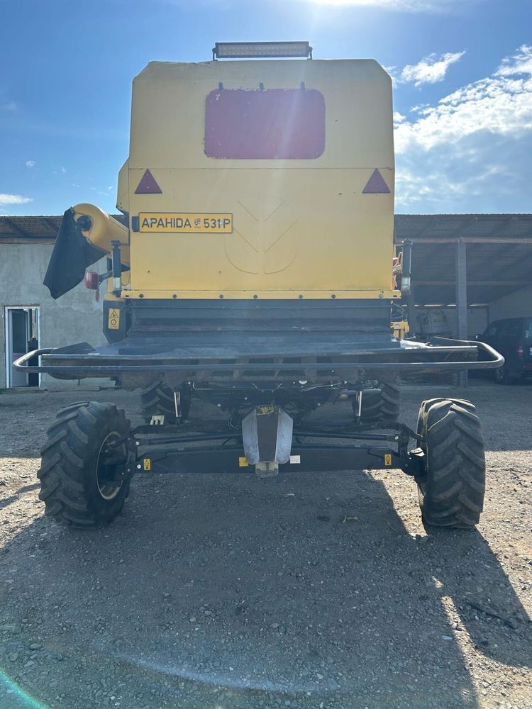 Vand combina New Holland Hillside