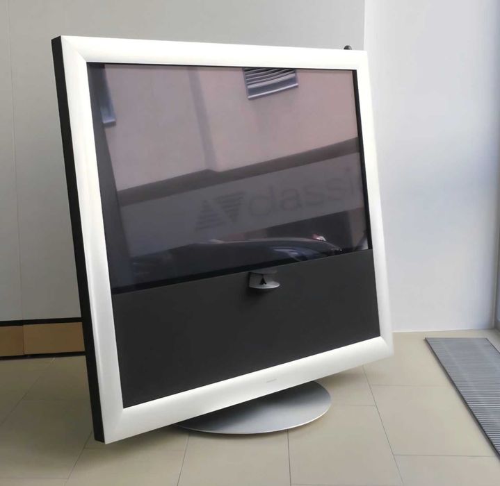 Bang & Olufsen BeoVision 9 50'' HD Plasma Smart Television-Безупречен!