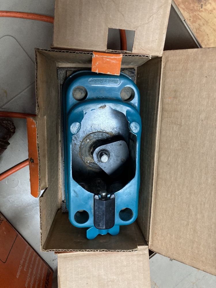 Black & Decker D720H с приставки