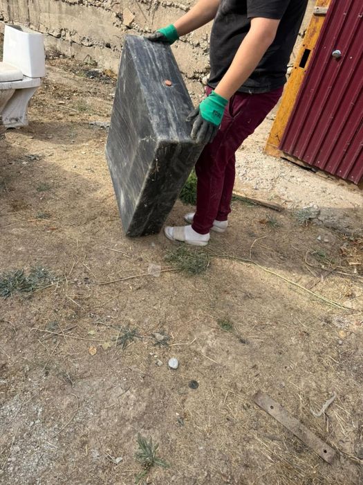 Бочок для автобусных душевых