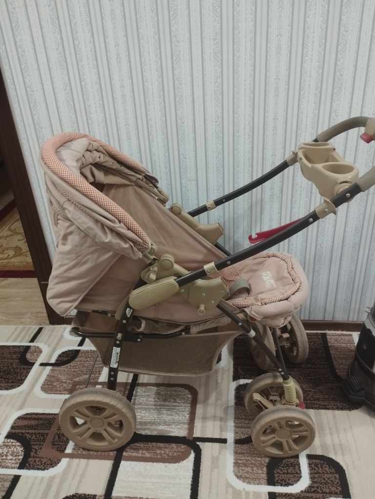 Продам коляску для детей
