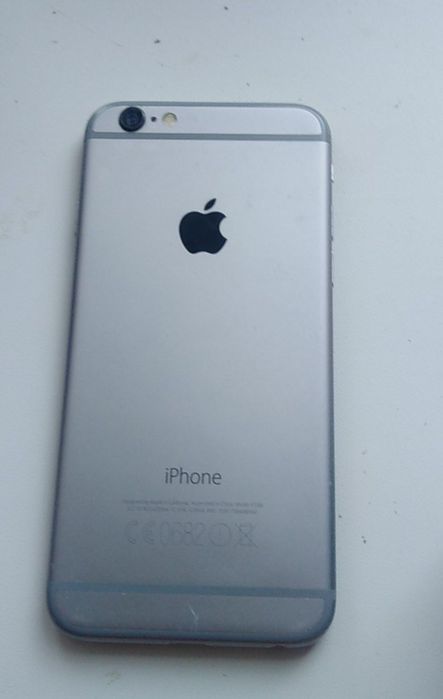 Продам iPhone 6 срочно