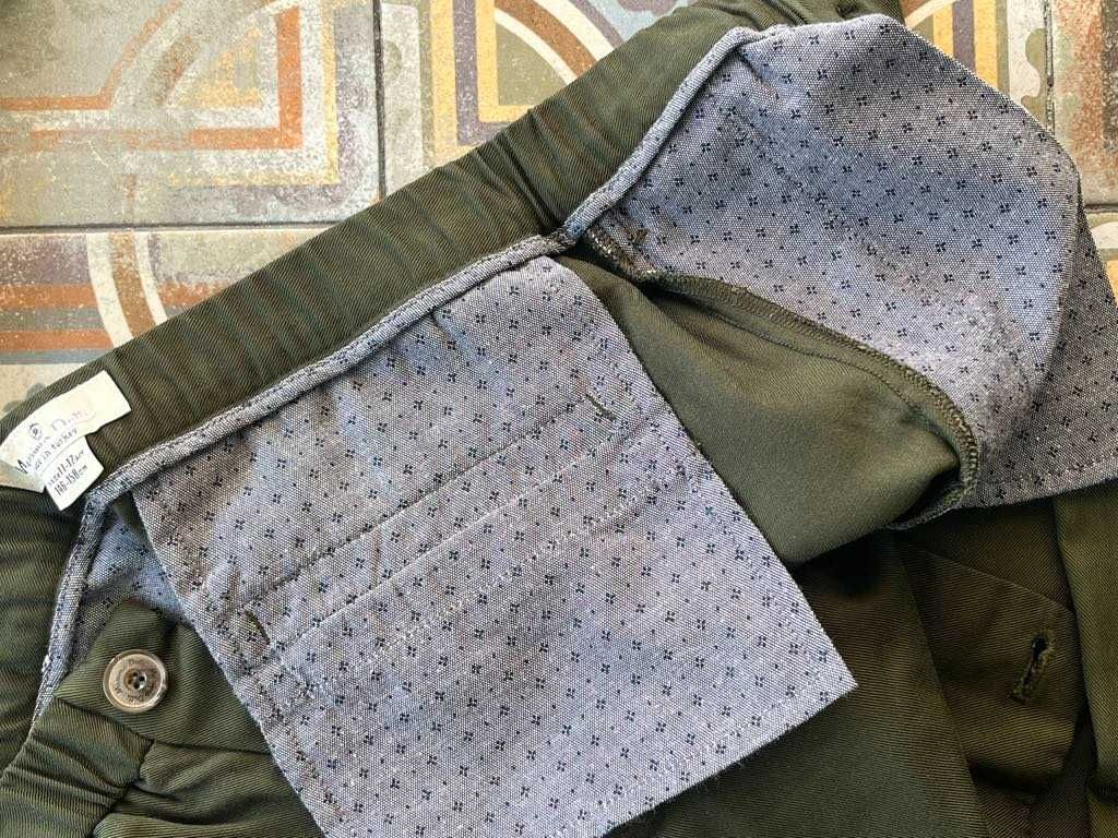 Панталон MASSIMO DUTTI в зелено.