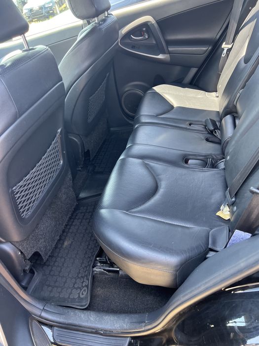 Toyota rav 4 2006 executive 177 cp