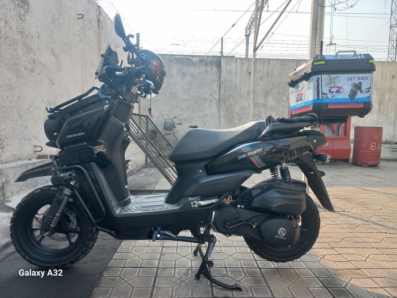 Skuter sotiladi 150 kub 4000 km yurgan