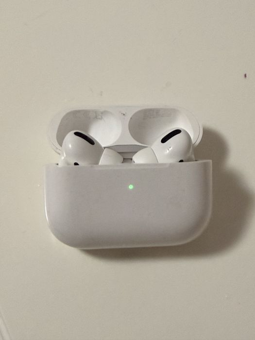 Продам airpods pro