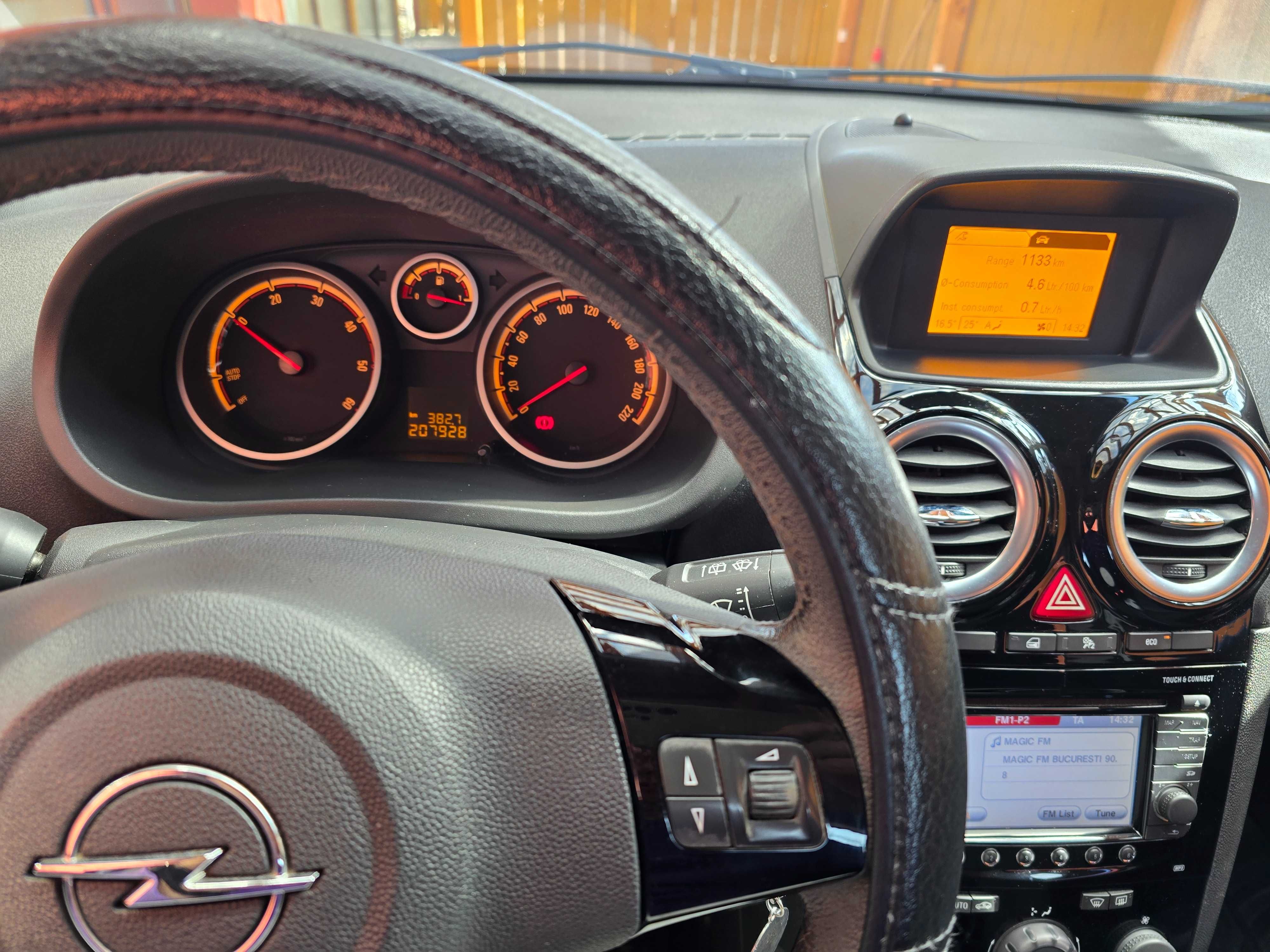 Opel Corsa  D - 2013