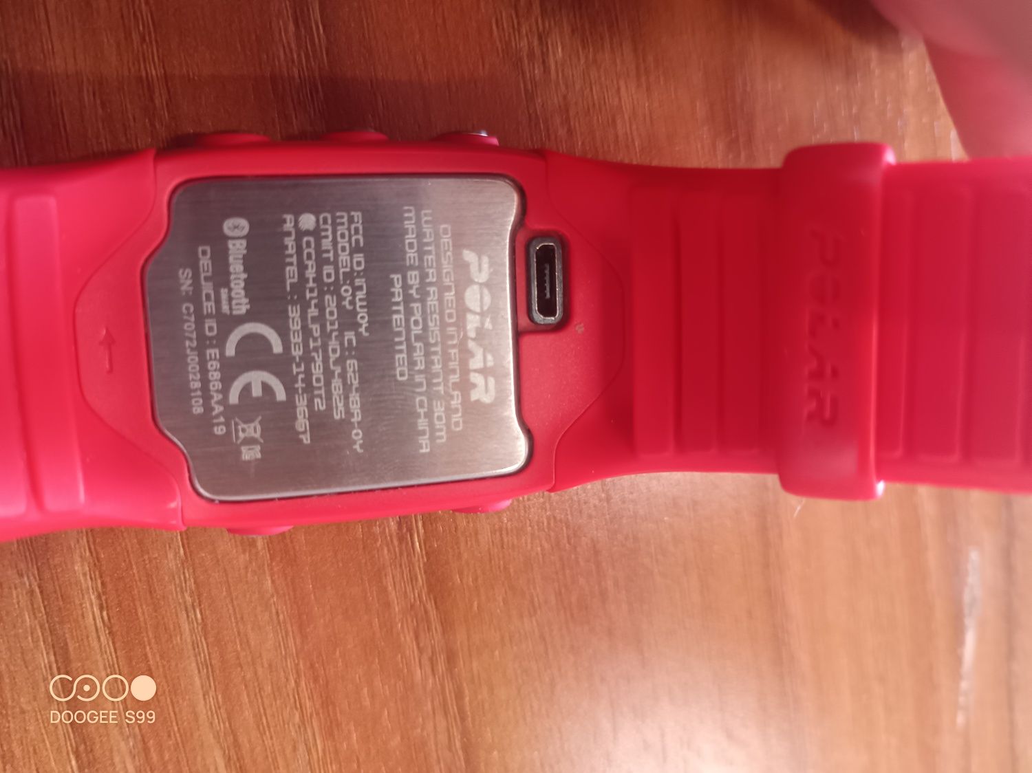 Фитнес часовник Polar M400