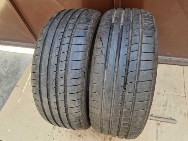 2 Goodyear R18 215/45
летни гуми
DOT4620