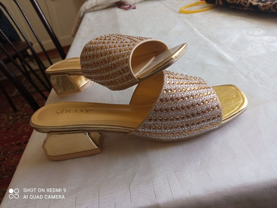 Продаю вещи все по 150тыс сум