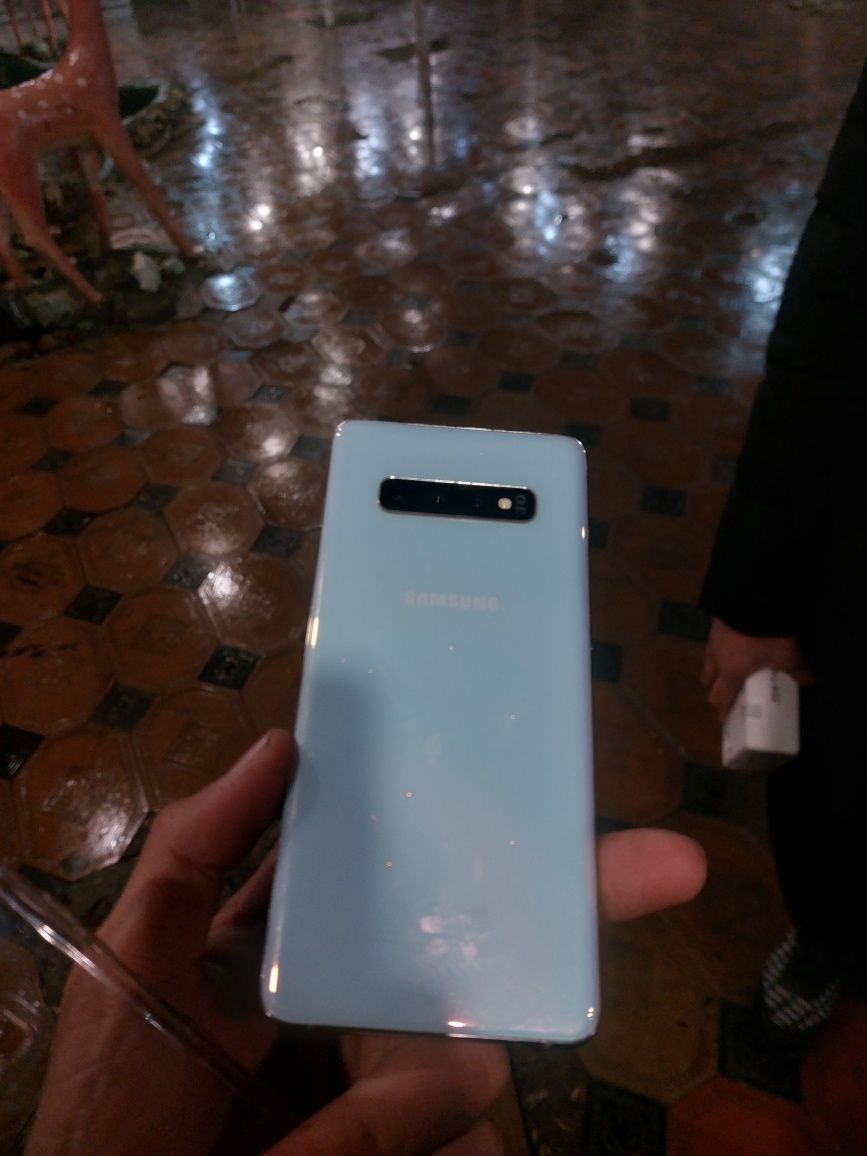 Samsung galaxy s10 plus