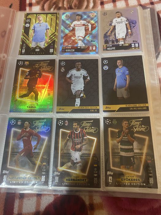 Албум 2024 има много карти