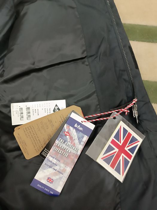 Пуховик длинный мужской р- р XL Lee Cooper