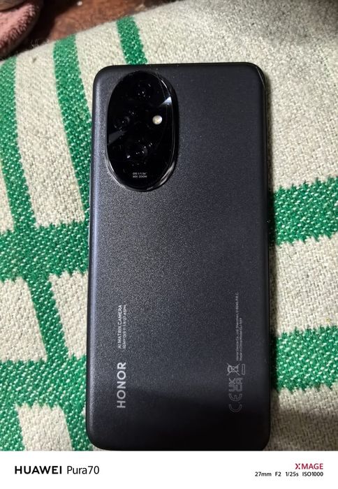 Продам телефон honor 200