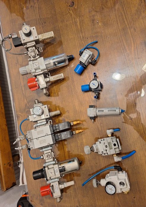 Distribuitor pneumatic aer valva omron robinet regulator presiune filt
