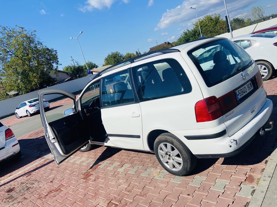 Vand sharan 1.9 7 locuri automat