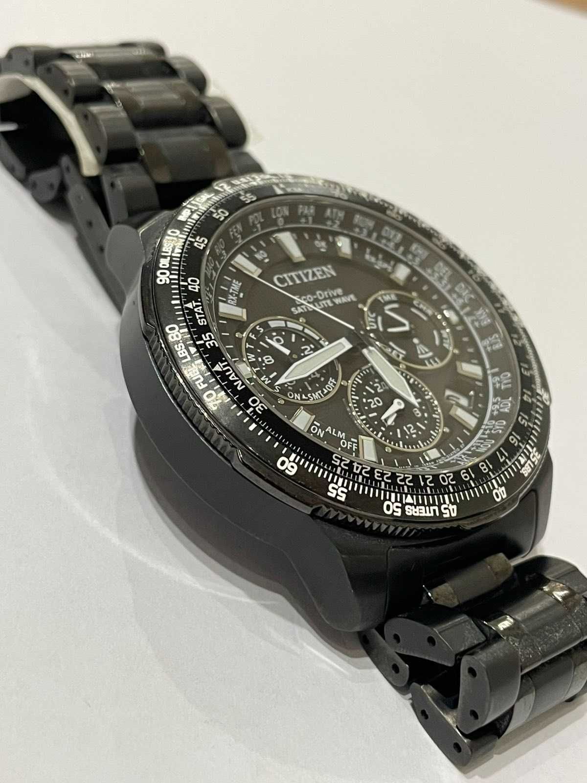 Часовник CITIZEN ECO-DRIVE f900-S104611