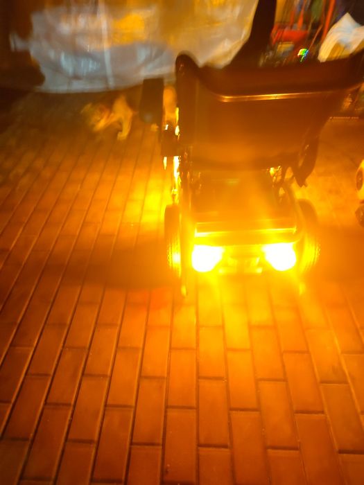 Scaun meyra  stare excelenta baterii +incarcator