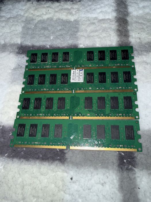 Set 8GB RAM DDR2 4x Kingston KVR 2GB 256M x 64-Bit 800Mhz