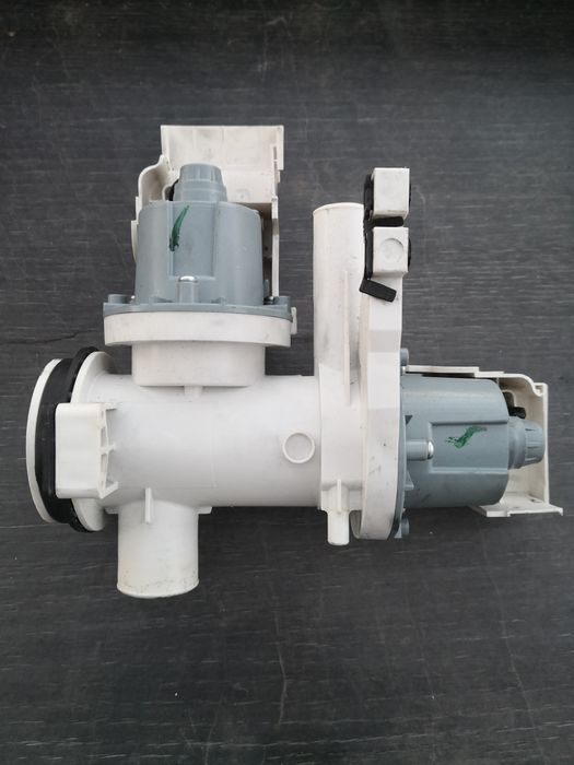 Pompa și alte piese masina de spalat Samsung WF60F4E5W2X