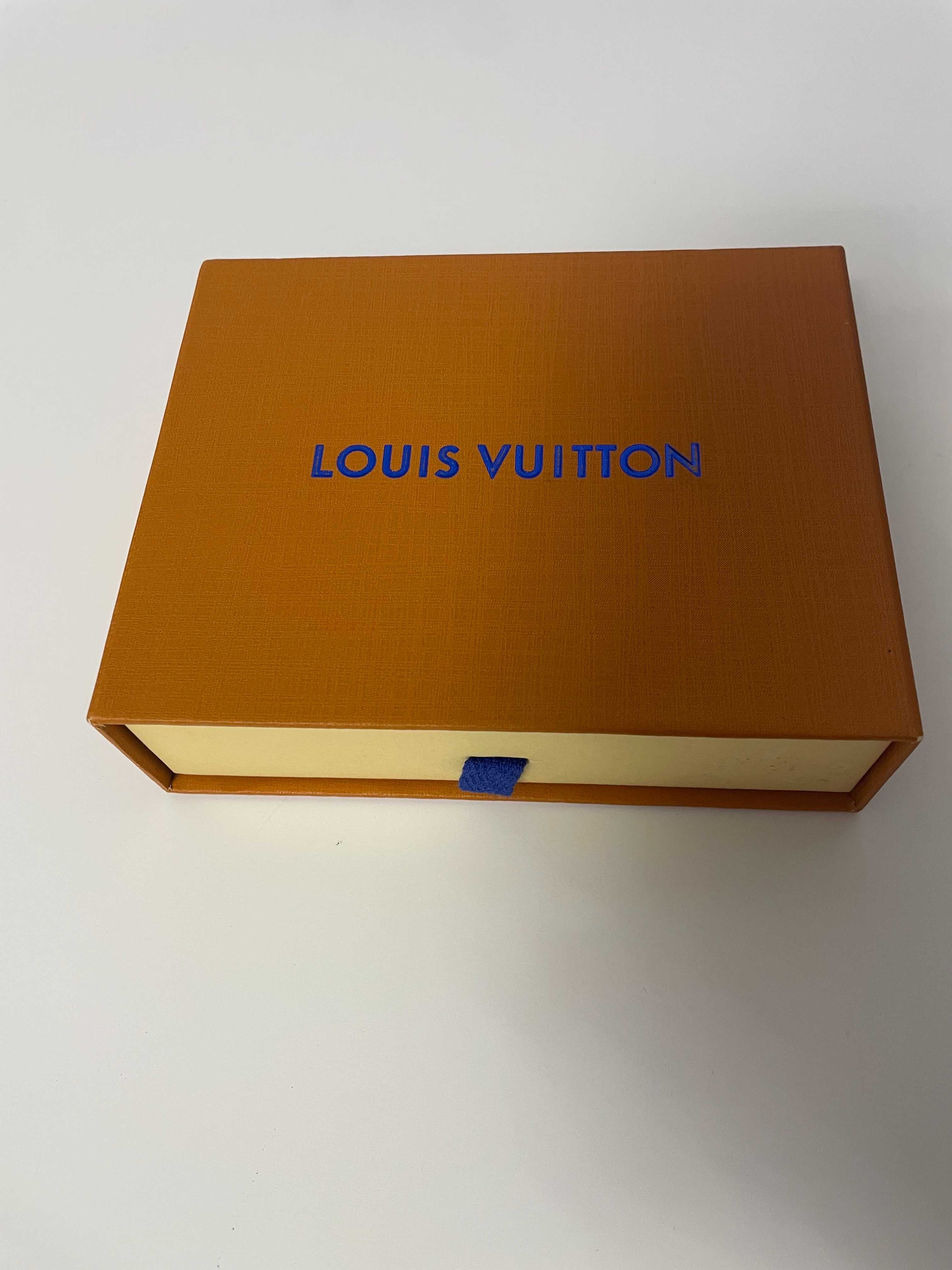 Portofele Louis Vuitton LV