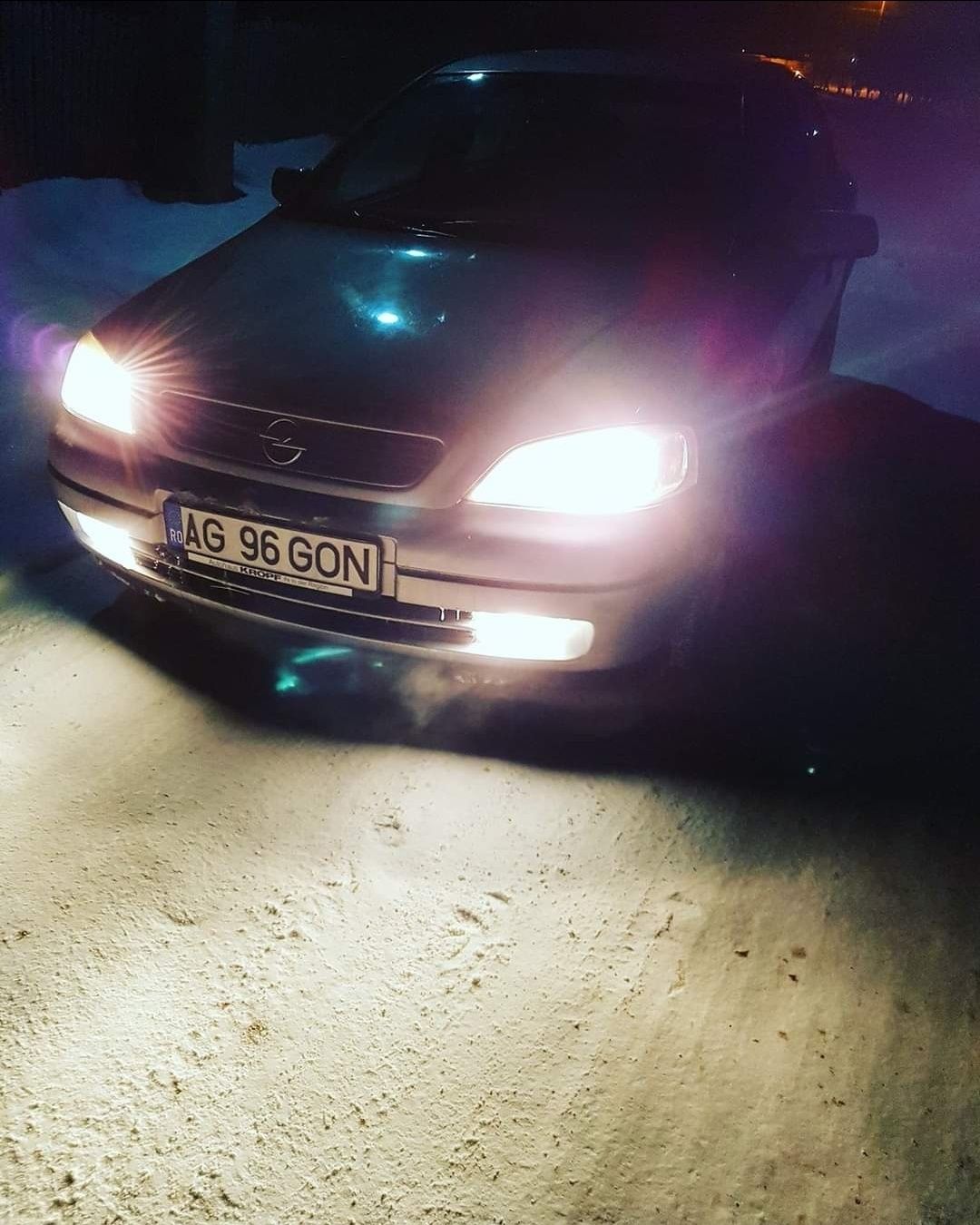 Vând Opel Astra G
