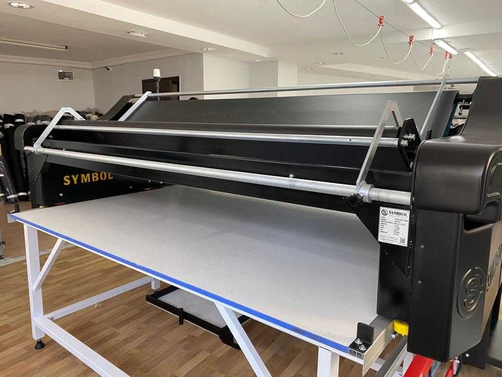 Швейное оборудование
Автоматическая машина по укладке тканей