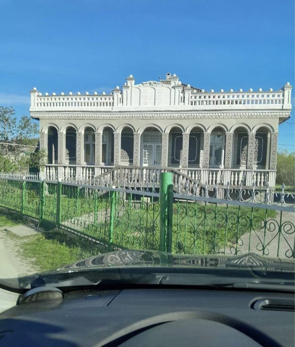 Vând casă/ teren în Edineț- Republica Moldova