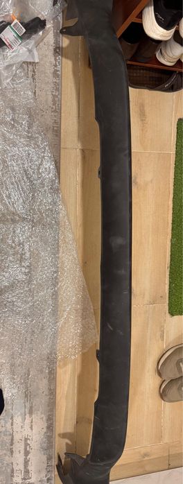 Продаю кузовные запчасти