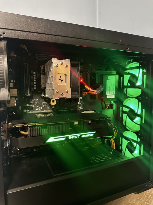 Мощен геймърски компютър - Ryzen 7 3700x