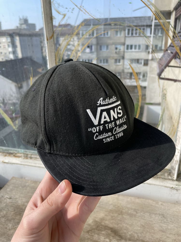 Sapcă Vans of the wall