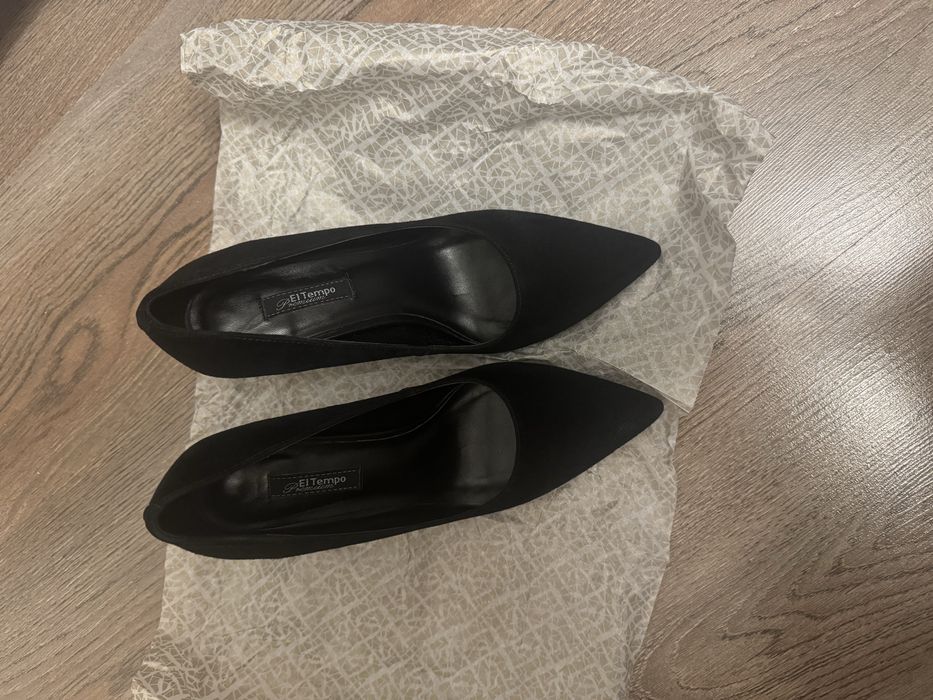 Продам туфли замшевые, внутри кожа, удобные