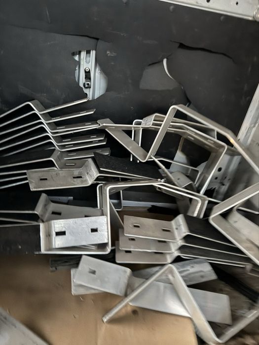 Различни части за изграждане на соларни централи