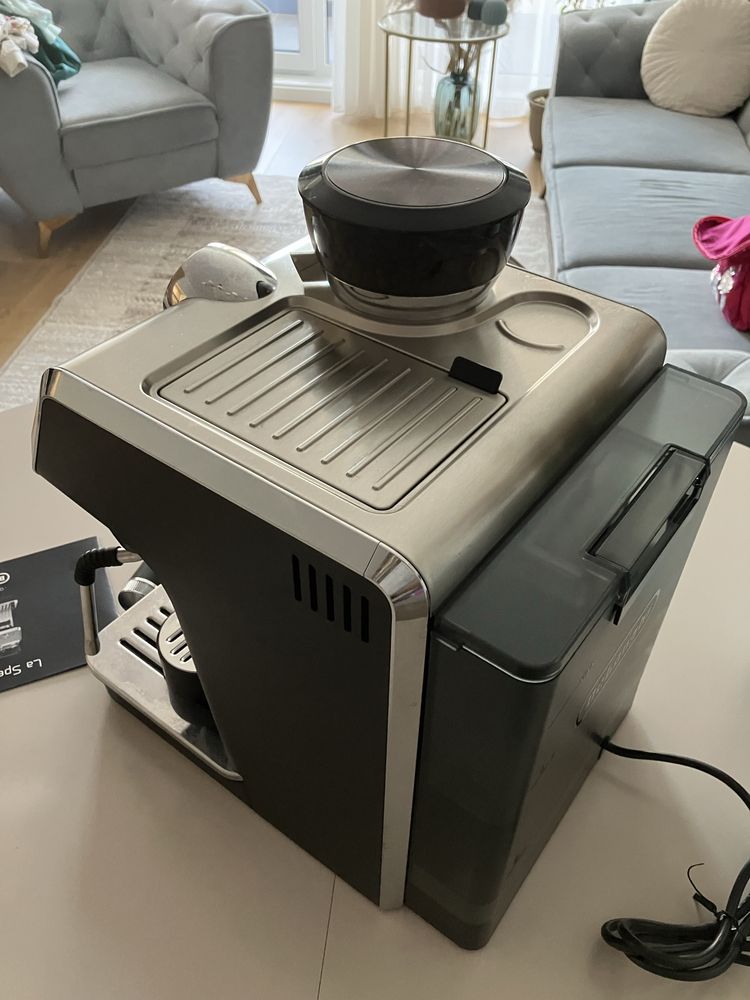 Vand espressor Delonghi La Specialista