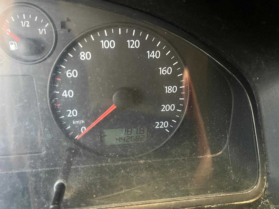 VW Volkswagen T5 2.0 TDI