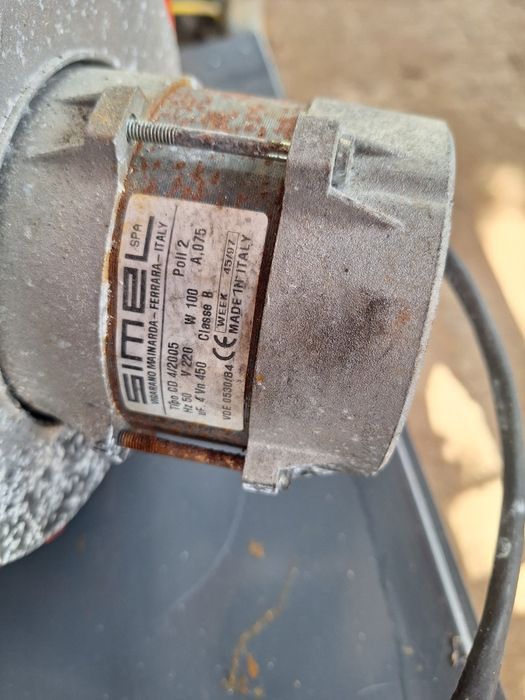 Injector centrală ulei clu
