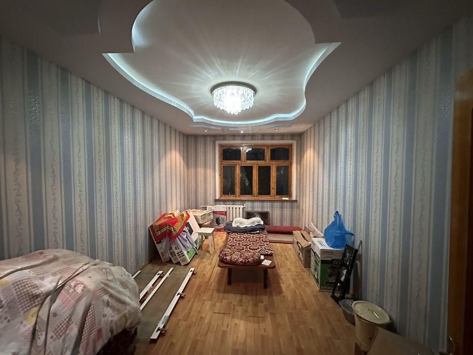 Феруза Продается квартира 2/4/4 балкон 1.5х6 Можно Под Ипотеку