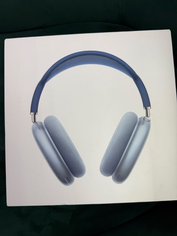 Airpods max blue