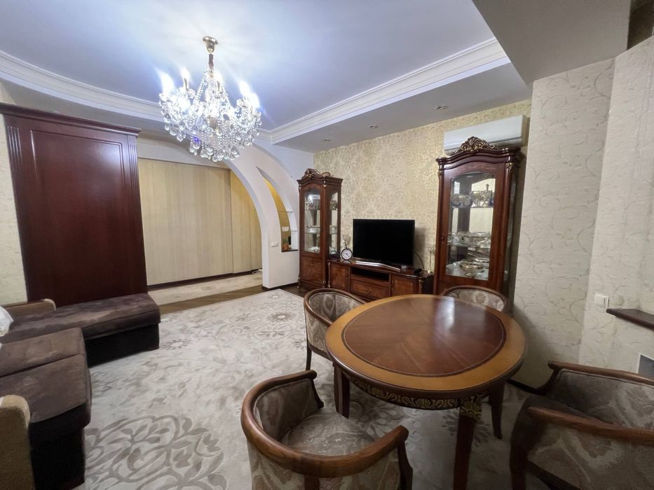 Продается квартира Алайский 2/4/7