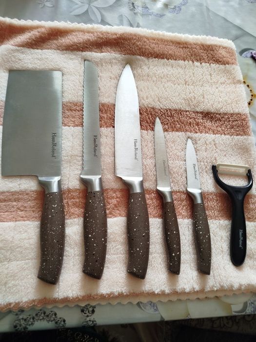 Продается набор ножей
