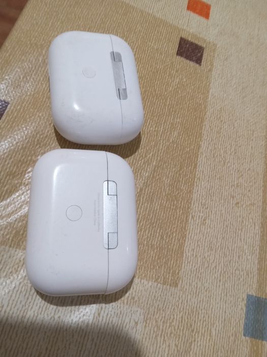 Продам AirPods pro