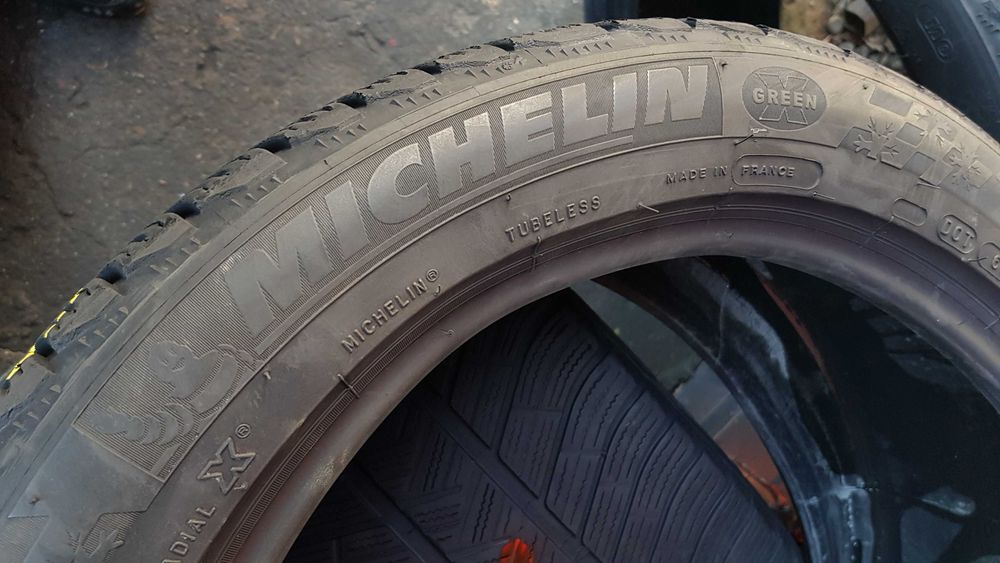 anvelope  Michelin 265/40/19 cu 295/35/19 m&s iarna