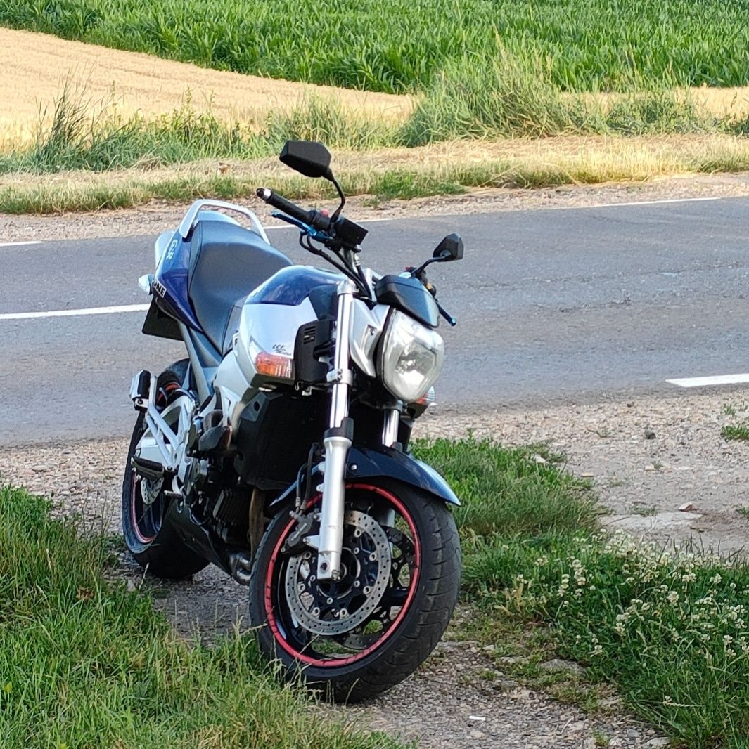 Vând Suzuki gsr 600 an 2007 in stare foarte buna,