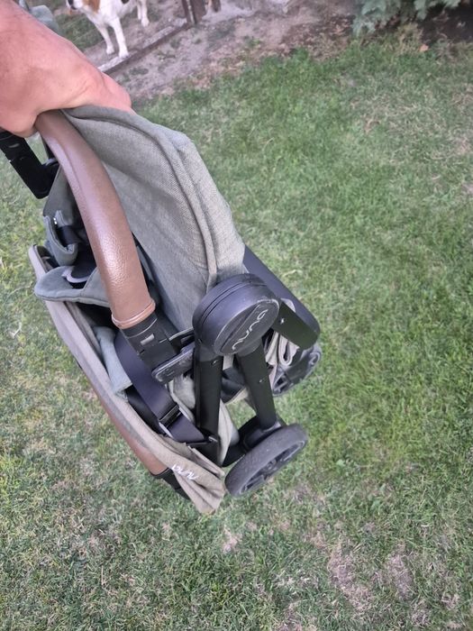 Vand carucior nuna trvl -usor negociabil